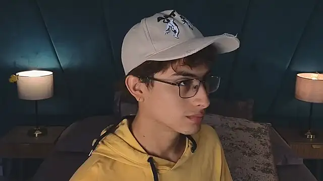 Aaron Eze online show from August 2026 12:43:02 PM
