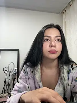 Snapshot of Midori_rosse chatting on May 2026 12:18:01 AM Midori rosse online show from May 2026 12:18:01 AM
