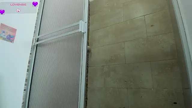 Xavier Fox    online show from March 2026 05:28:01 PM