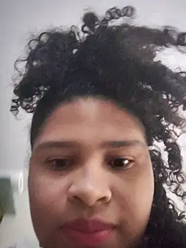 Aliona  online show from November 2025 12:05:02 PM