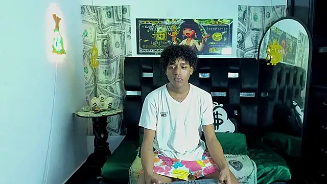 Snapshot of Latin_Femboy13 chatting on October 2025 07:26:01 PM Latin Femboy13 online show from October 2025 07:26:01 PM