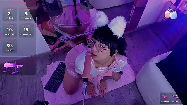 Snapshot of michelle_cutee_ chatting on November 2025 08:45:01 PM michelle cutee online show from November 2025 08:45:01 PM