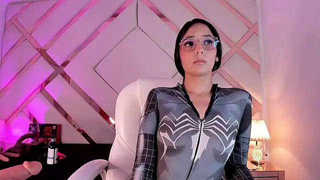 michelle cutee  online show from January 2026 08:10:02 PM