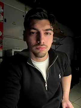 Snapshot of emir343475 chatting on November 2025 10:10:02 PM emir343475 online show from November 2025 10:10:02 PM