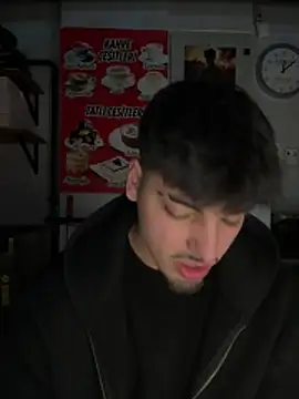 Snapshot of emir343475 chatting on March 2026 09:10:02 PM emir343475 online show from March 2026 09:10:02 PM