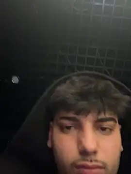 Snapshot of emir343475 chatting on April 2026 09:13:01 PM emir343475 online show from April 2026 09:13:01 PM