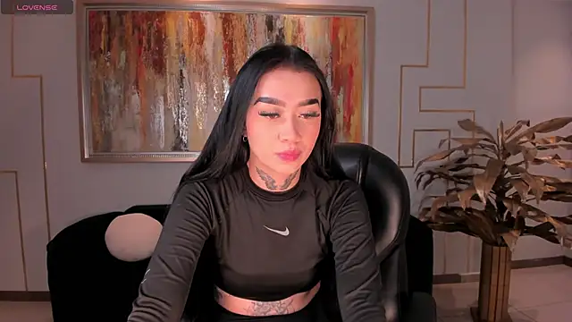 MeganCross1 online show from November 2025 04:02:02 AM