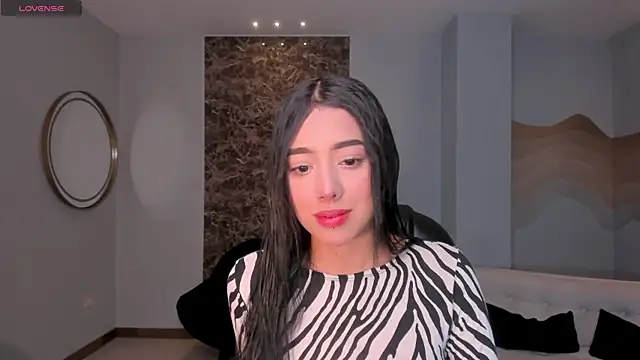 Snapshot of ScarlettBlaze_ chatting on December 2025 11:59:02 AM ScarlettBlaze online show from December 2025 11:59:02 AM