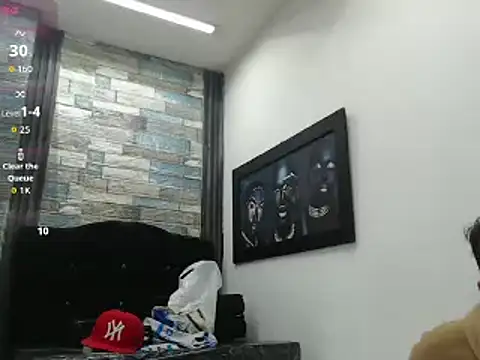 Snapshot of pether_hairy chatting on February 2026 12:14:01 PM pether hairy online show from February 2026 12:14:01 PM