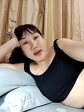 Snapshot of Ana-love2025 chatting on October 2025 02:01:02 PM Ana-love2025 online show from October 2025 02:01:02 PM