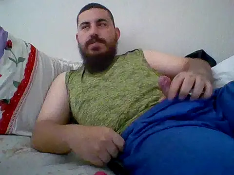 Snapshot of LuisDominate chatting on October 2025 03:46:02 PM LuisDominate online show from October 2025 03:46:02 PM