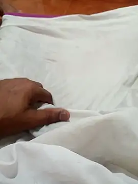 Snapshot of bullamon6549 chatting on October 2025 05:47:01 PM bullamon6549 online show from October 2025 05:47:01 PM