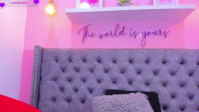 Sophiia 77 online show from May 2026 08:36:01 PM