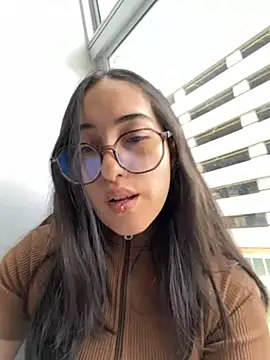 Kiss Sophi online show from July 2026 07:50:01 PM