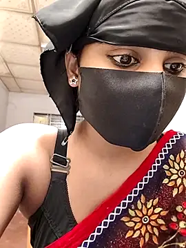 Snapshot of Zisha- chatting on October 2025 05:57:02 PM Zisha- online show from October 2025 05:57:02 PM