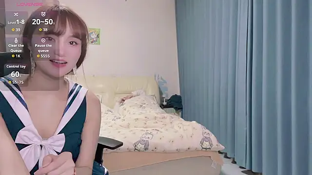 Snapshot of Momo-999 chatting on November 2025 07:24:02 PM Momo-999 online show from November 2025 07:24:02 PM