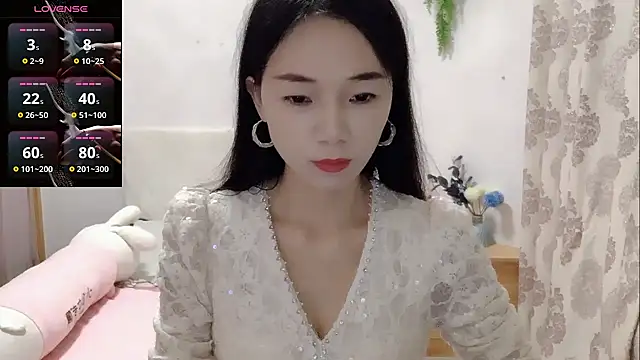 Snapshot of Keke-Baby170 chatting on December 2025 11:30:02 AM Keke-Baby170 online show from December 2025 11:30:02 AM