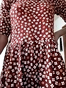 Snapshot of Ratri-Biswas chatting on November 2025 06:06:02 PM Ratri-Biswas online show from November 2025 06:06:02 PM