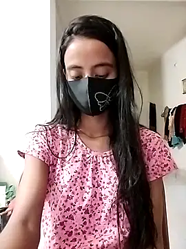 Snapshot of Ratri-Biswas chatting on November 2025 05:51:02 AM Ratri-Biswas online show from November 2025 05:51:02 AM