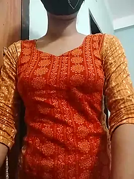 Snapshot of Ratri-Biswas chatting on June 2026 04:50:01 AM Ratri-Biswas online show from June 2026 04:50:01 AM
