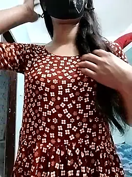 Snapshot of Ratri-Biswas chatting on June 2026 11:35:01 PM Ratri-Biswas online show from June 2026 11:35:01 PM