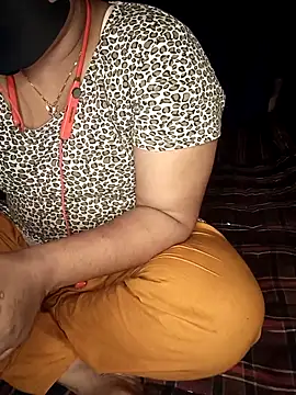 Snapshot of Priyanka-Khan chatting on May 2026 07:11:02 PM Priyanka-Khan online show from May 2026 07:11:02 PM
