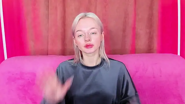 AlessaKiss online show from May 2026 01:33:02 AM