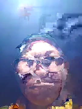 Snapshot of nui-show chatting on October 2025 10:04:02 PM nui-show online show from October 2025 10:04:02 PM