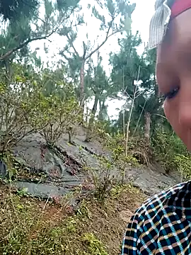 Snapshot of nui-show chatting on October 2025 04:38:01 AM nui-show online show from October 2025 04:38:01 AM