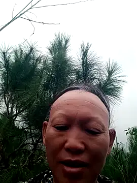 Snapshot of nui-show chatting on October 2025 04:37:01 AM nui-show online show from October 2025 04:37:01 AM