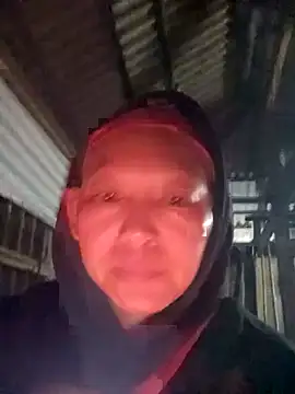 Snapshot of nui-show chatting on November 2025 09:02:01 PM nui-show online show from November 2025 09:02:01 PM