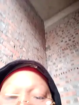 Snapshot of nui-show chatting on December 2025 01:44:01 AM nui-show online show from December 2025 01:44:01 AM