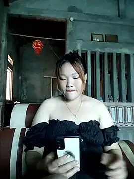 Snapshot of mai-cute chatting on October 2025 02:47:02 AM mai-cute online show from October 2025 02:47:02 AM
