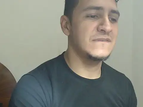 Snapshot of DarkTheKing chatting on October 2025 12:17:01 PM DarkTheKing online show from October 2025 12:17:01 PM