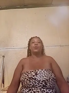 boobsqueenxo online show from March 2026 11:14:01 AM