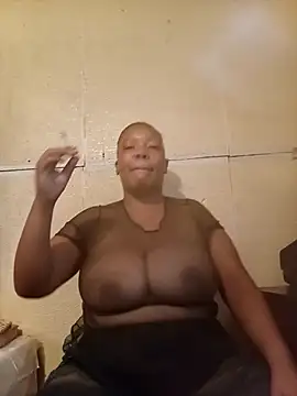 boobsqueenxo online show from March 2026 09:04:02 AM