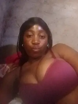 Bretbooty23 online show from November 2025 01:11:01 PM