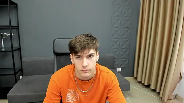 BradyFlint online show from May 2026 04:32:02 AM