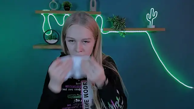 megan cold online show from November 2025 09:32:01 AM