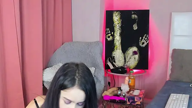 Snapshot of IzieCarter chatting on November 2025 08:08:02 PM IzieCarter online show from November 2025 08:08:02 PM