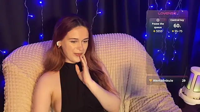 Veksal1a online show from May 2026 07:10:01 PM