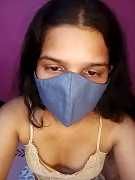 Snapshot of Lovely_Queennn chatting on October 2025 08:22:01 PM Lovely Queennn online show from October 2025 08:22:01 PM