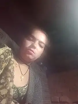 Snapshot of M-MAYA chatting on November 2025 05:11:01 PM M-MAYA online show from November 2025 05:11:01 PM