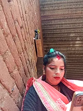 Snapshot of M-MAYA chatting on December 2025 09:03:01 AM M-MAYA online show from December 2025 09:03:01 AM