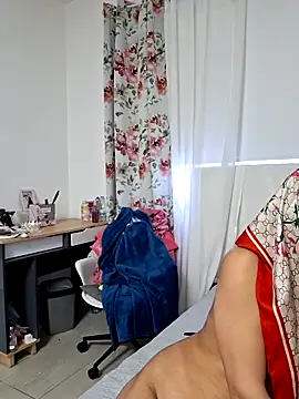 Snapshot of Your_Desires07 chatting on November 2025 05:07:02 AM Your Desires07 online show from November 2025 05:07:02 AM