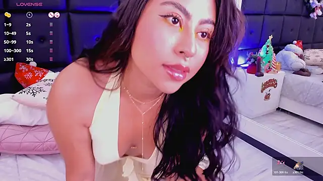 Snapshot of TamaraLeen chatting on December 2025 10:48:01 PM TamaraLeen online show from December 2025 10:48:01 PM