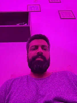 Snapshot of SoulHunt9 chatting on February 2026 06:39:01 PM SoulHunt9 online show from February 2026 06:39:01 PM