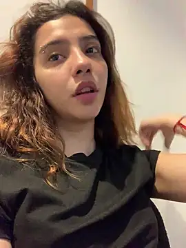 MiaaCute- online show from April 2026 10:15:01 PM