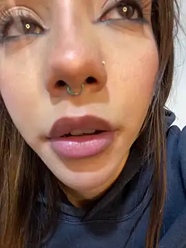 MiaaCute- online show from May 2026 08:50:02 PM
