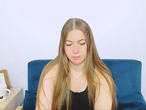 LeaNaughty online show from November 2025 04:07:02 PM